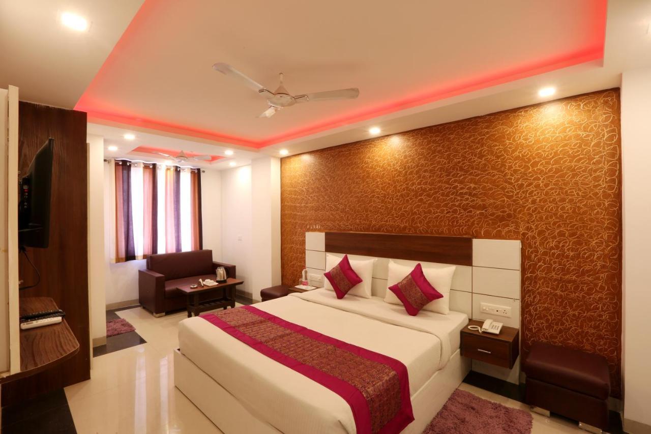 Hotel Airport Star Ню Делхи Екстериор снимка